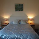 Vendégház Woodlawn House Cill Airne
