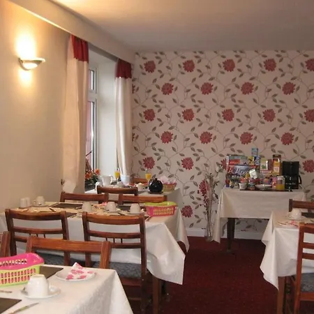 Guest house Woodlawn House Killarney