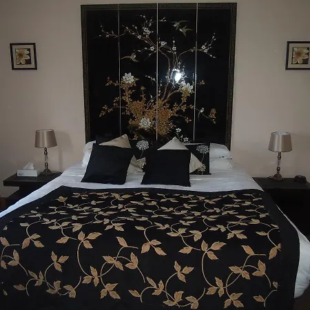 Woodlawn House Guest house