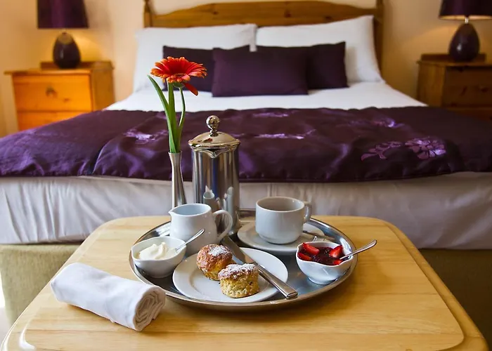 Guest house Woodlawn House