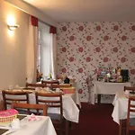 Pensionat Woodlawn House Cill Airne